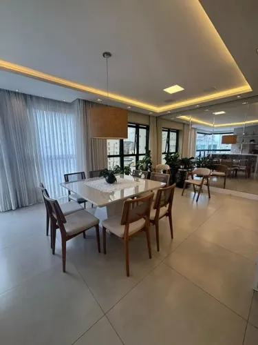 Imóvel para aluguel com 120 metros quadrados com 3 quartos em Meia Praia - Itapema - SC