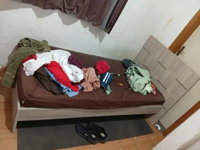 3 camas+ 2 colchões. DOAÇÃO!!!