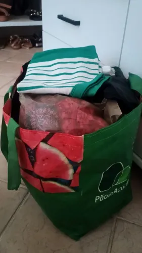 Sacola de Roupas Seminovas
