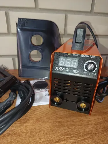 Máquina de Solda 120 Nova na Caixa com Todos Acessórios 220v