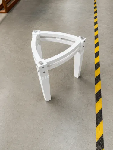 ESTRUTURA DE MESA LATERAL BRANCA
