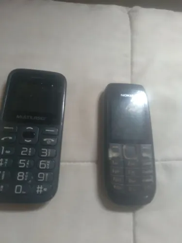 CELULAR ANTIGO.