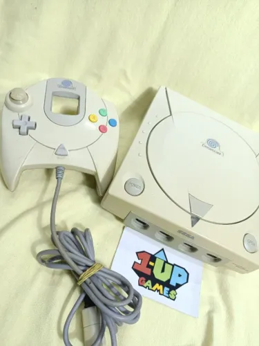 Videogame antigo sega Dreamcast. Leia