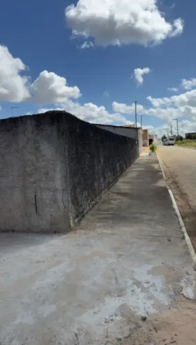 Vendo terreno atrás do posto Sabo ! EXCELENTE LOCALIZAÇÃO pronto para construção 