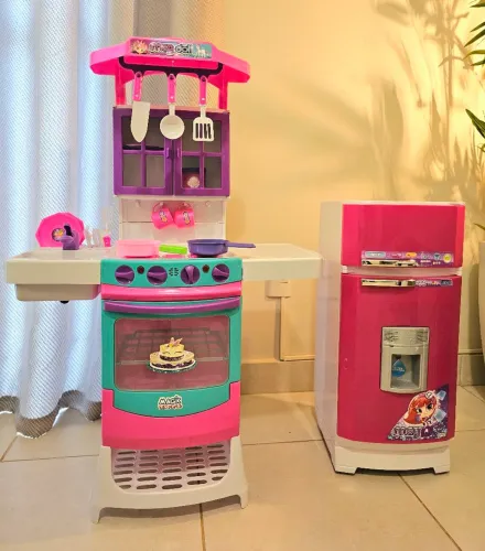 Cozinha e Geladeira Magic Toys