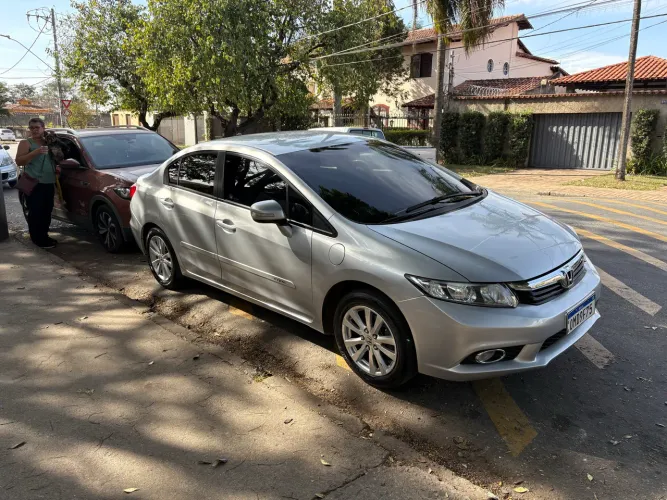 Honda Civic Sed. Lxl/lxl SE 1.8 Flex 16V Mec. 2012
