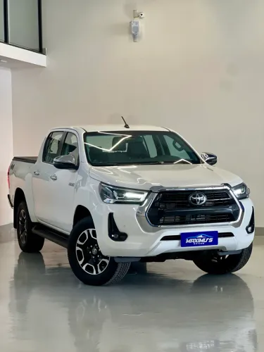 Toyota Hilux CD SRX 4X4 2.8 TDI 16V Diesel Aut. 2023