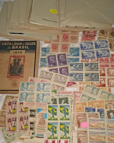 Mais de 1000 Selos Antigos - Décadas de 1930 até 1950