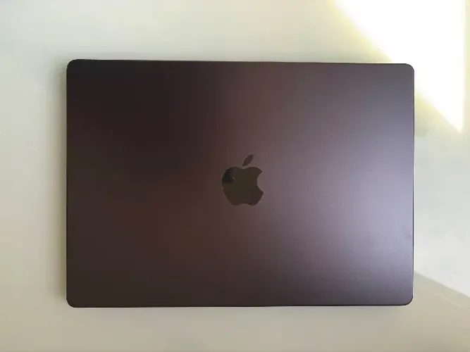 MacBook Pro M5 14.2 POL 16GB RAM 1TB SSD 2025
