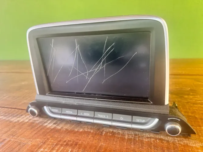 Vendo central multimídia original Hyundai hb20