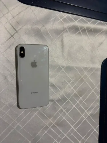 Vendo iPhone X ótimo