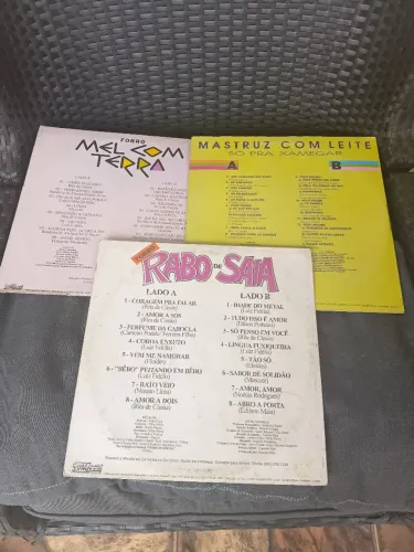 Vendo Lote de Discos de Vinil Forró Mastruz com Leite, Rabo de Saia e Mel Com Terra. 