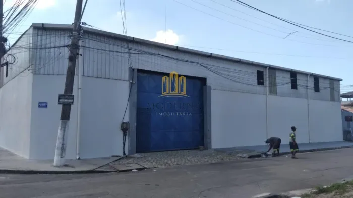 Galpão para Locação em Duque de Caxias, Parque Paulista, 2 banheiros