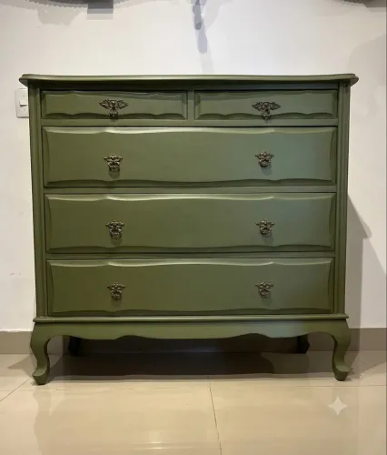 Linda Cômoda 100% Restaurada - Madeira Maciça 