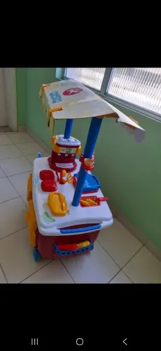 Calesita lanchonete completa