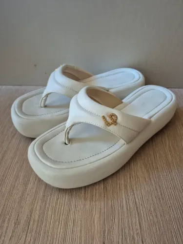 Chinelo plataforma LANCA PERFUME TAM 36/37