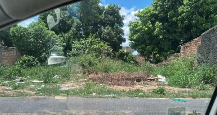Vende-se terreno no o bairro cauamé , boa vista -RR. Medindo 16x 25 ,80% murado... pública