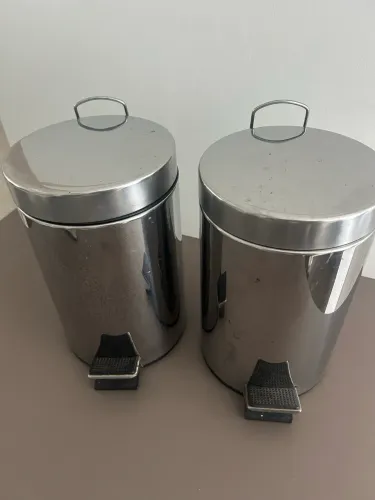 Lixeira inox para banheiro