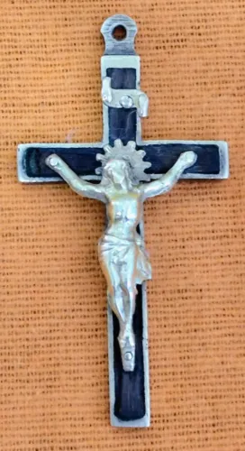 Crucifixo peitoral antigo