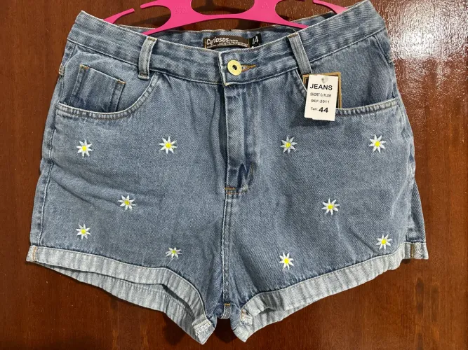 Short jeans estampado novo 