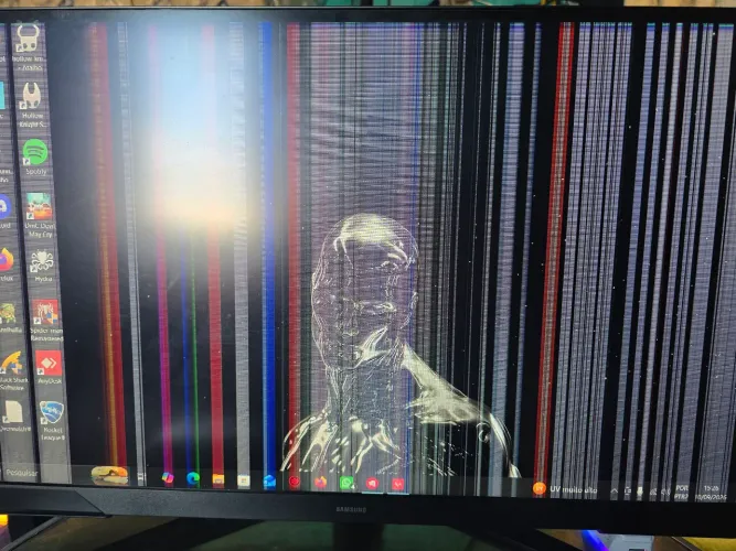 Monitor Odyssey g30 Samsung (com defeito)