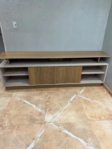 Rack moderna