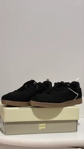 Tênis Primark novo feminino