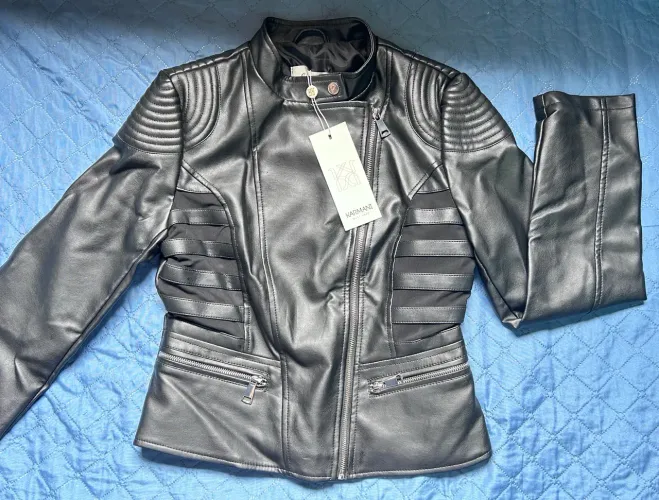 Jaqueta Biker Couro Ecológico Karmani - Nova com Etiqueta