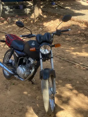 VENDE-SE Honda 150 titan es