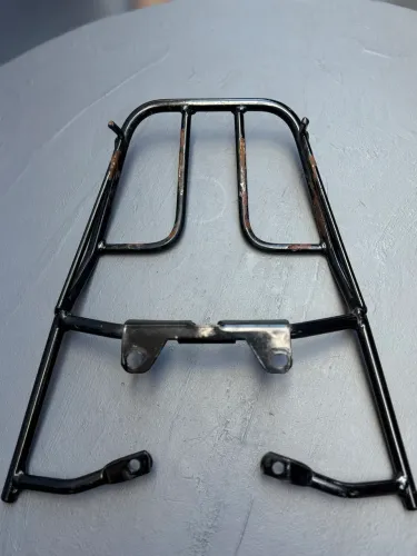 CHURRASQUEIRA / BAGAGEIRO PARA MOTO