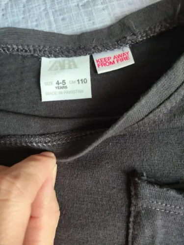 Camiseta Zara 4-5 anos