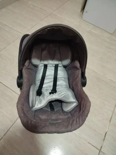 Bebê conforto e canguru