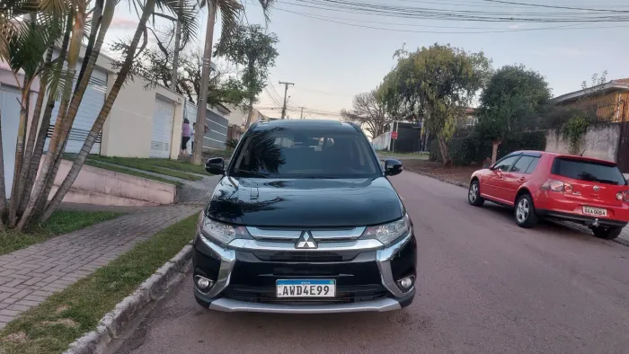 Mitsubishi Outlander 2.2 165cv Diesel Aut. 2016