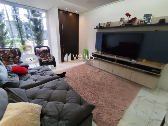 CASA EM CONDOMÍNIO para aluguel, 3 quartos, 3 suítes, 3 vagas, NOVO MUNDO - Uberlândia/MG