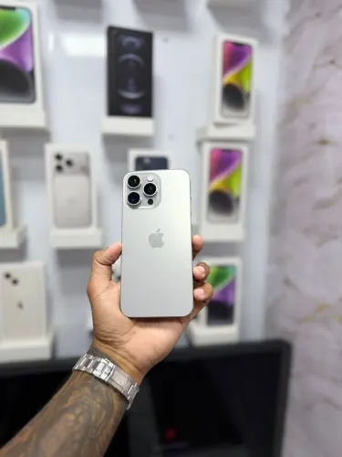 IPHONE 15 PRO MAX 256GB NATURAL<br>R$ 4.799,00