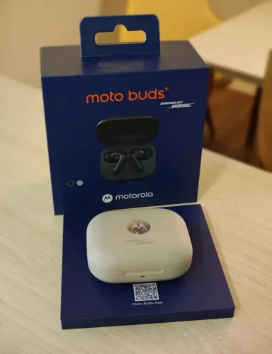 Fone Motorola Moto Buds+