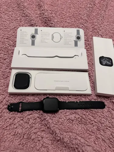 Apple Watch Series 11 46mm GPS Preto - Com Caixa e Carregador