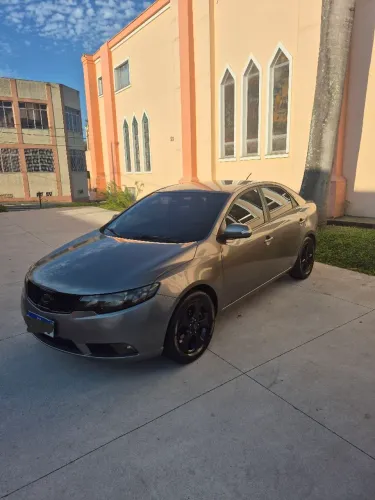 Kia Motors Cerato 1.6 16V Mec. 2010