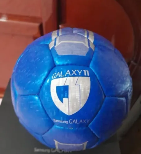 Bola de futebol edição de colecionador Samsung Galaxy 11