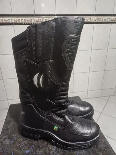 Bota Arroyo Panther