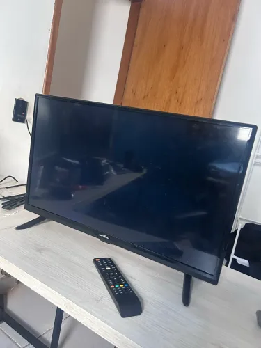 TV 28p BRITANIA SUPORTE E CONTROLE ORIGINAL