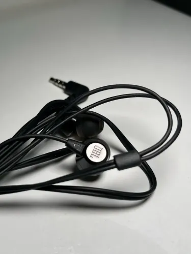 Fone de Ouvido Com Fio JBL C50hi