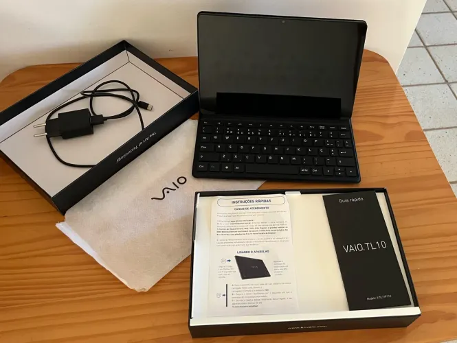 Tablet VAIO. Na garantia até ago/2027. TL10 8GB 128GB, Tela 10.4, Teclado