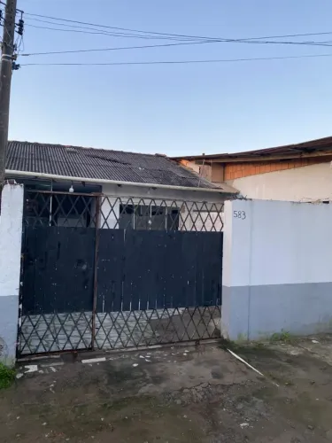 OPORTUNIDADE UNICA - CASA 3 QUARTOS + 1 KITNETo