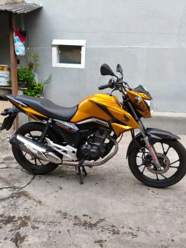 Titan 160