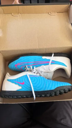 Chuteira Nike phanton gx