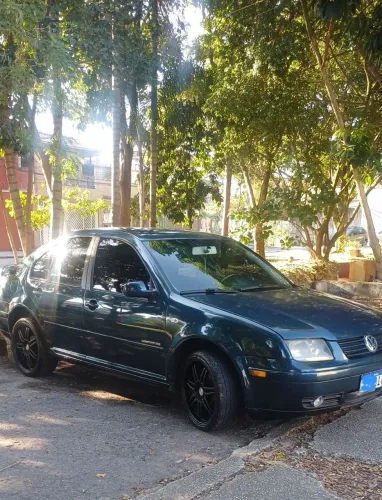 Volkswagen Bora 2.0/ 2.0 Flex 8V Mec. 2001