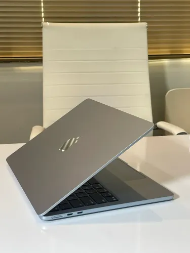 MacBook M4 16Gb. 256SSD.