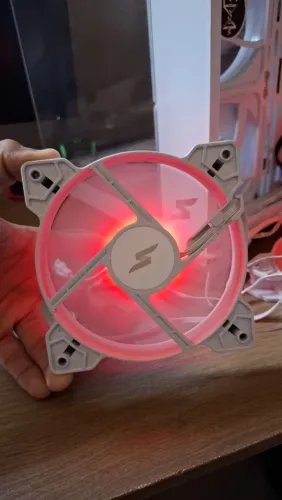 Fan superframe argb silencioso