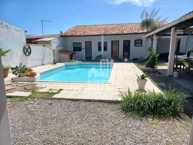Casa com 4 quartos para alugar, 267 m² por R$ 3.308/ano - Cordeirinho - Maricá/RJ